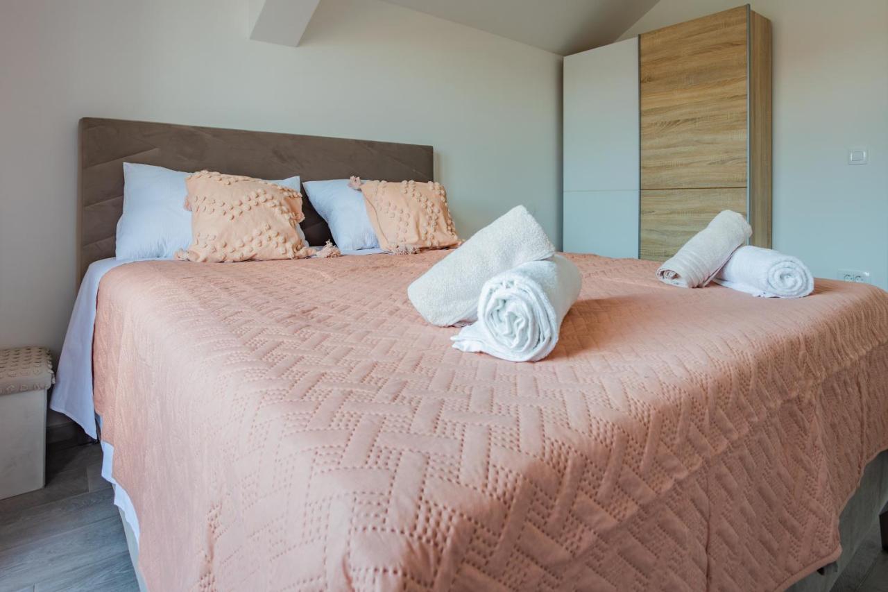 Seaview Apartments Roberta زادار المظهر الخارجي الصورة